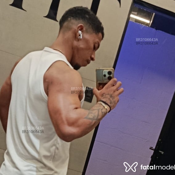 Acompanhante Kaykegostoso - Feed