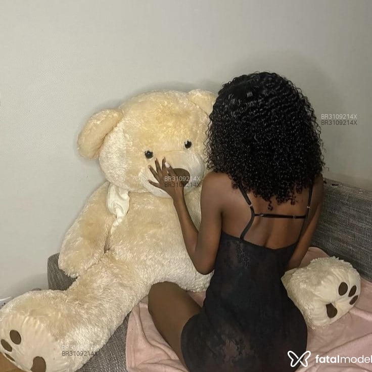 Acompanhante Hemilly Guerra - Feed