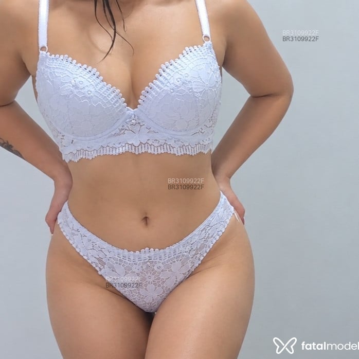 Acompanhante Baixinhagostosa - Feed