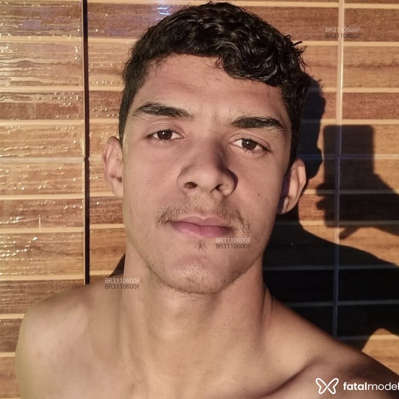 Acompanhante Gio Souza - Feed