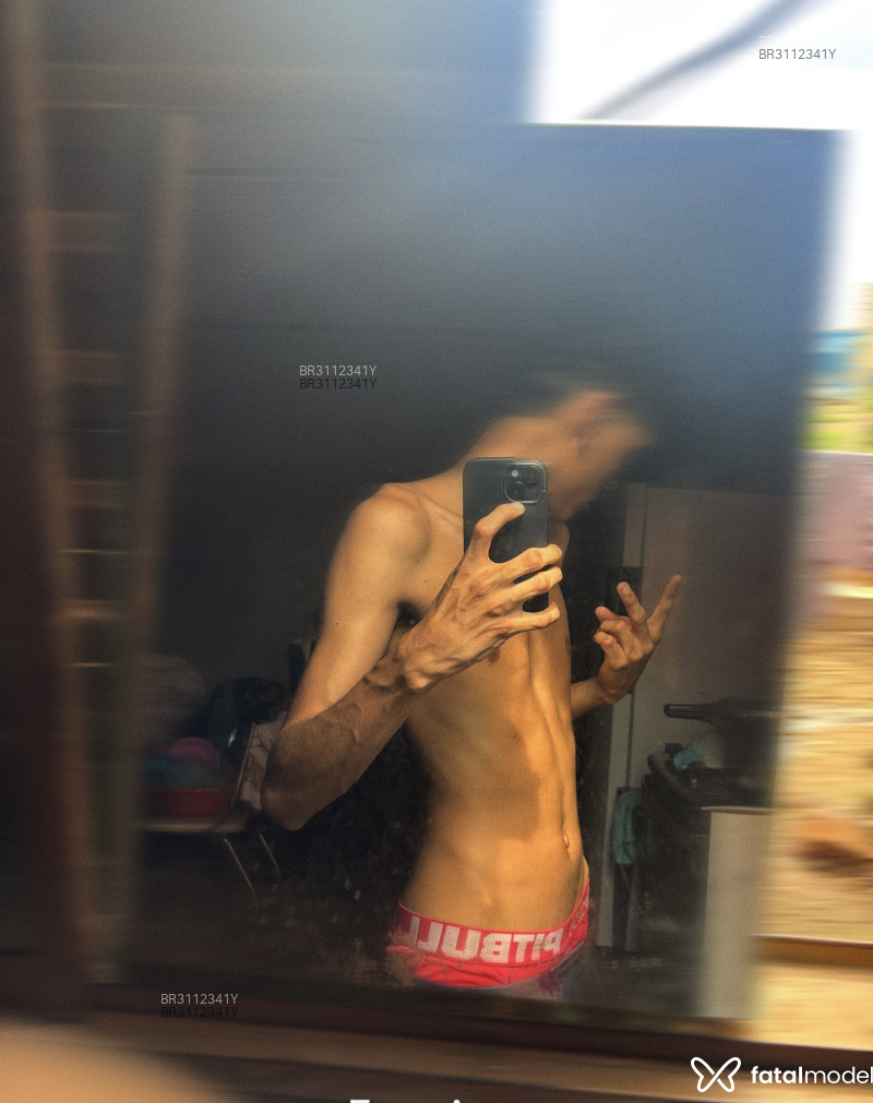 Acompanhante Leonardo - Feed