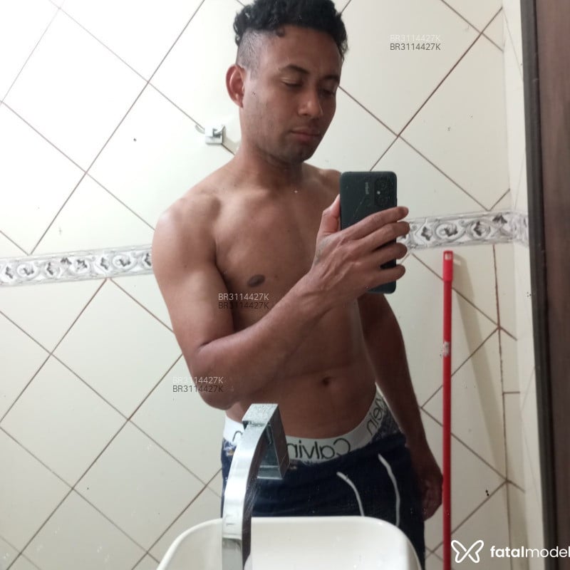 Acompanhante Negonego - Feed