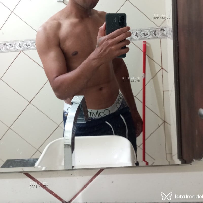 Acompanhante Negonego - Feed