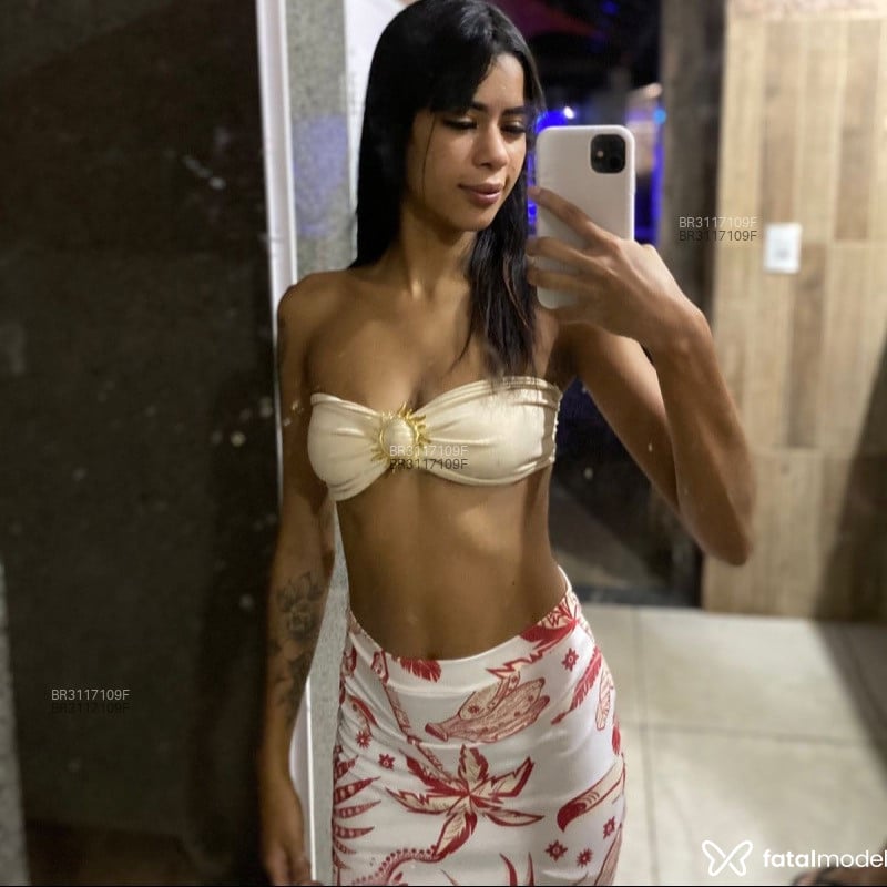 Acompanhante Thaina - Feed