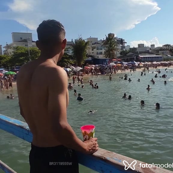 Acompanhante Alisson - Feed