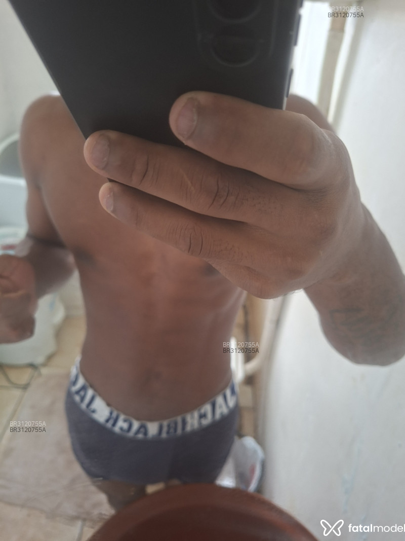 Acompanhante Negrito Miramore - Feed