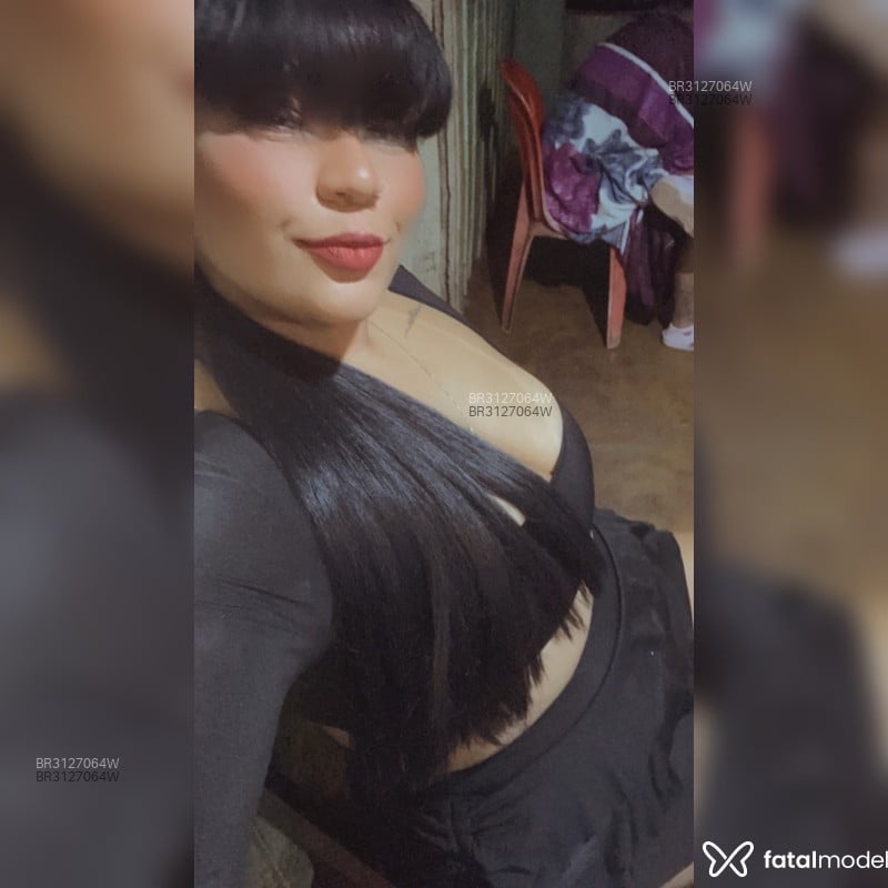 Acompanhante Indinha - Feed