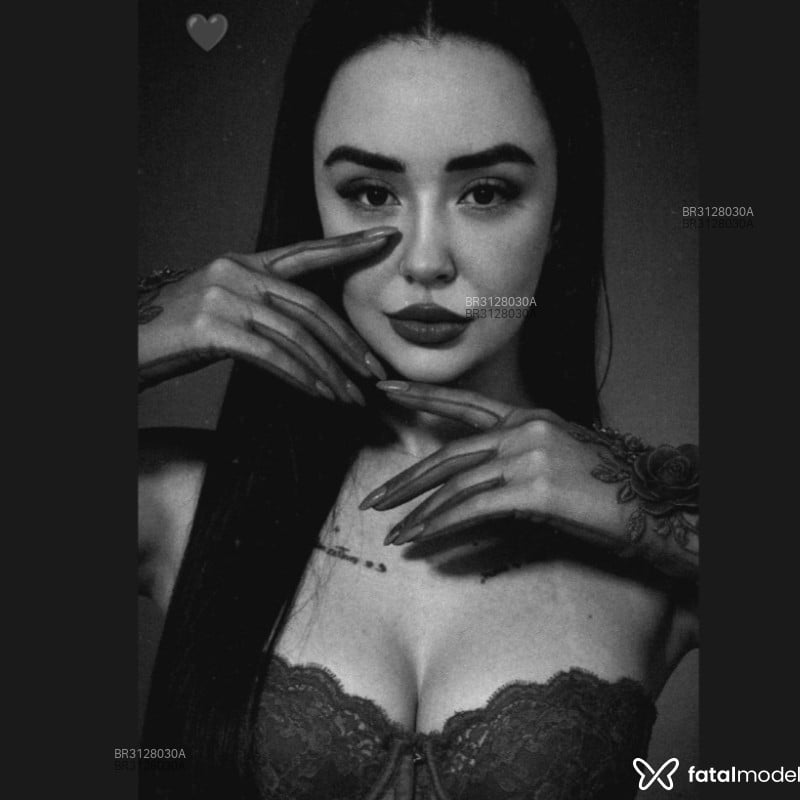 Acompanhante Bibiane - Feed
