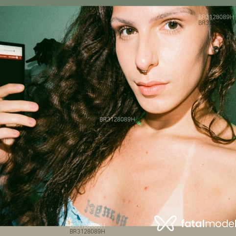 Acompanhante Lolla - Feed