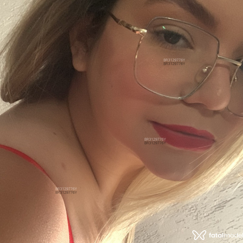 Acompanhante Fefe - Feed