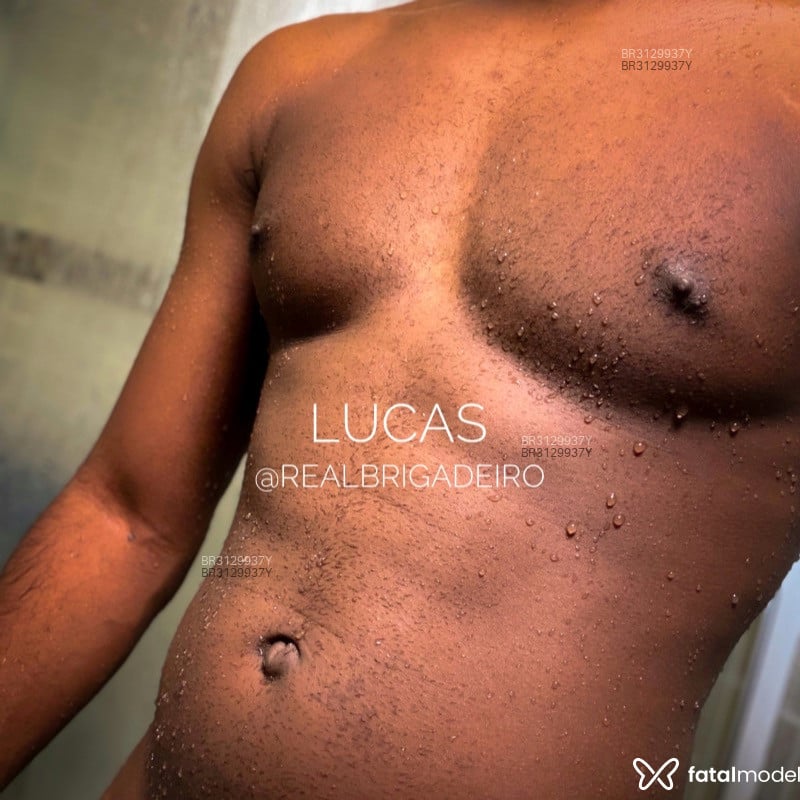 Acompanhante Lucas - Feed