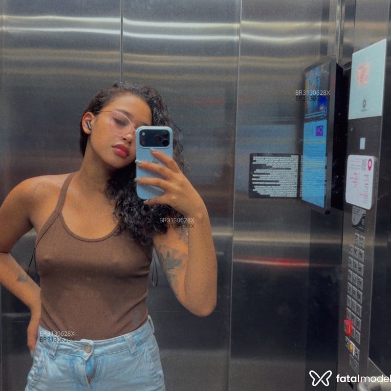 Acompanhante Ayra Bellini - Feed