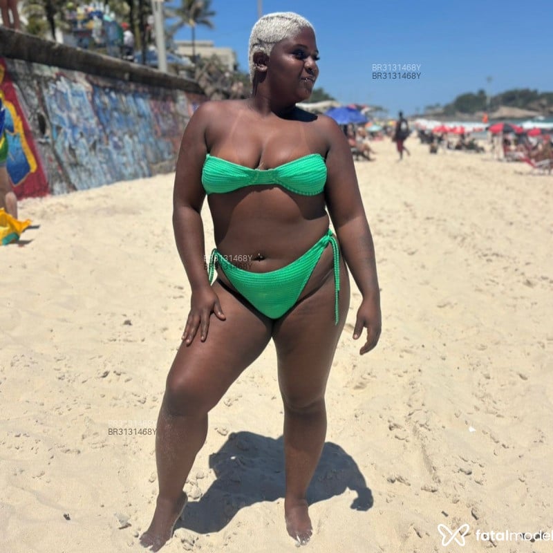 Acompanhante Cacau Lopes - Feed