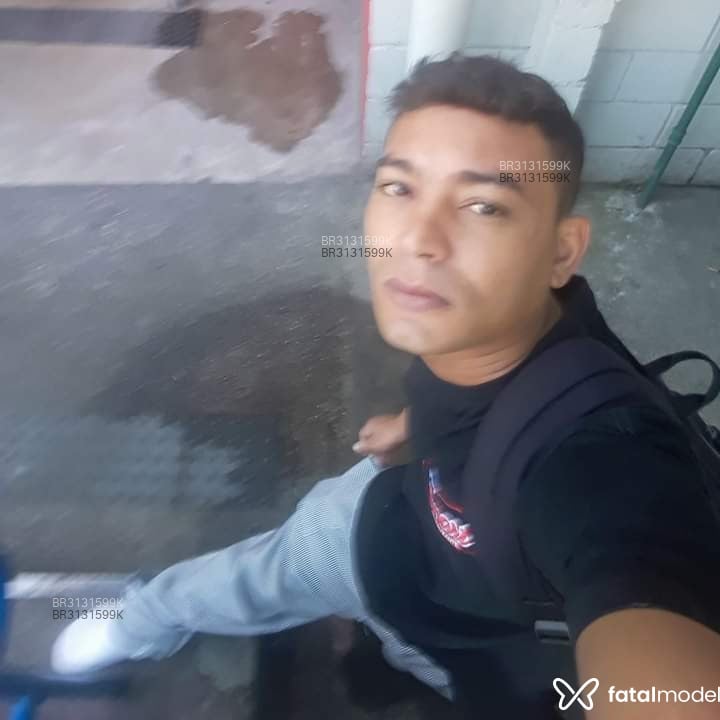Acompanhante Diego - Feed