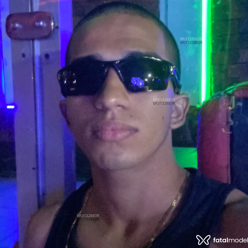 Acompanhante Avares - Feed