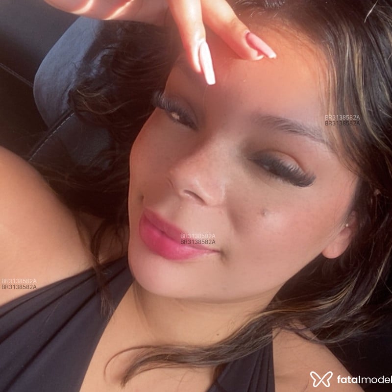 Acompanhante Kimberly - Feed