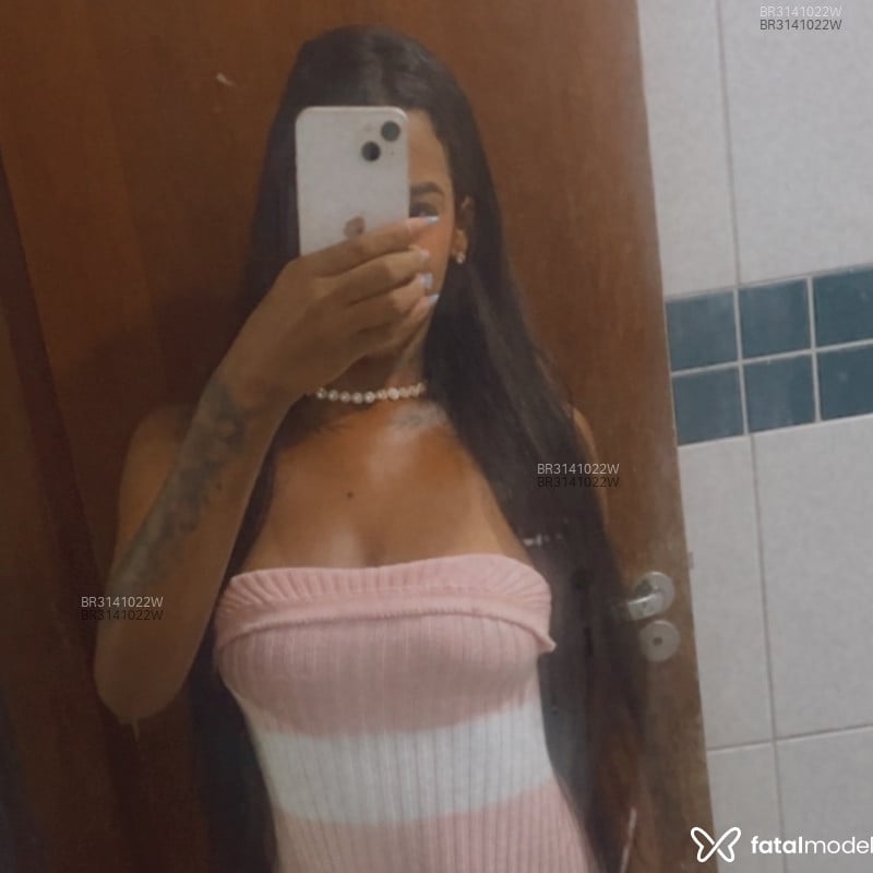 Acompanhante Ana Clara - Feed