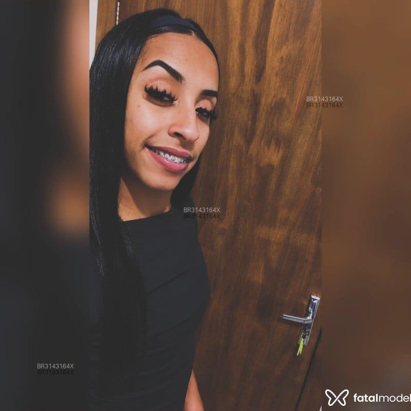 Acompanhante Brenda - Feed