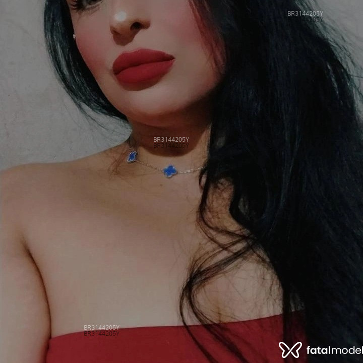 Acompanhante Sophie - Feed