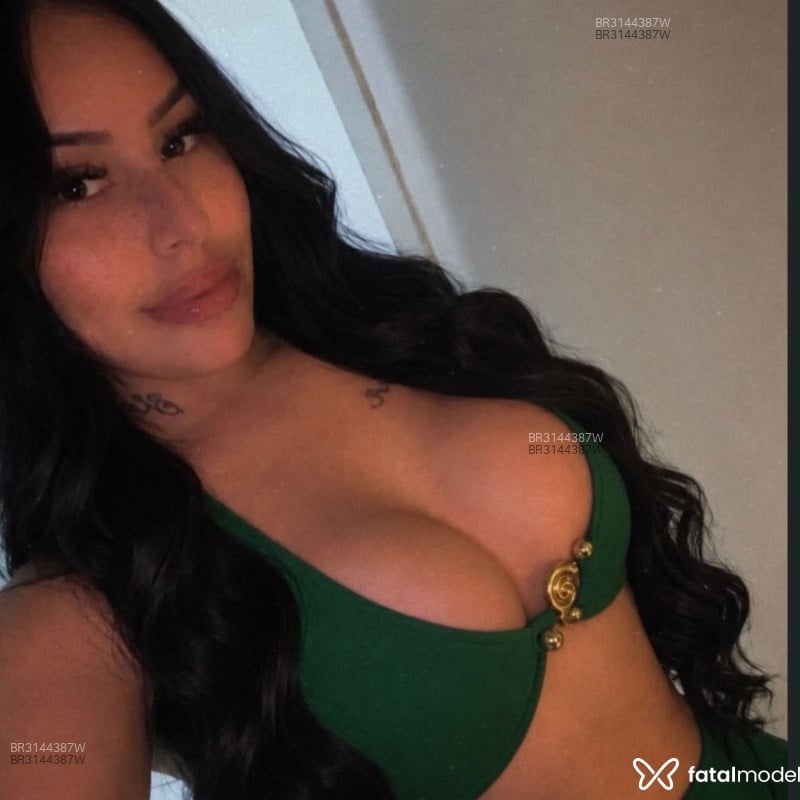 Acompanhante Luiza - Feed
