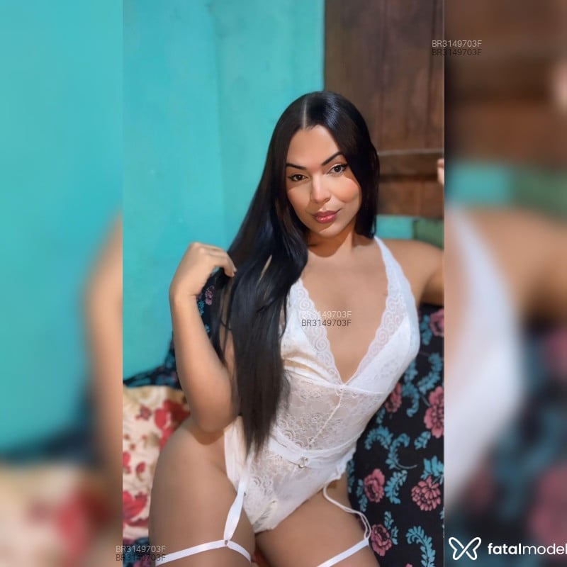 Acompanhante Paola Ferraz - Feed