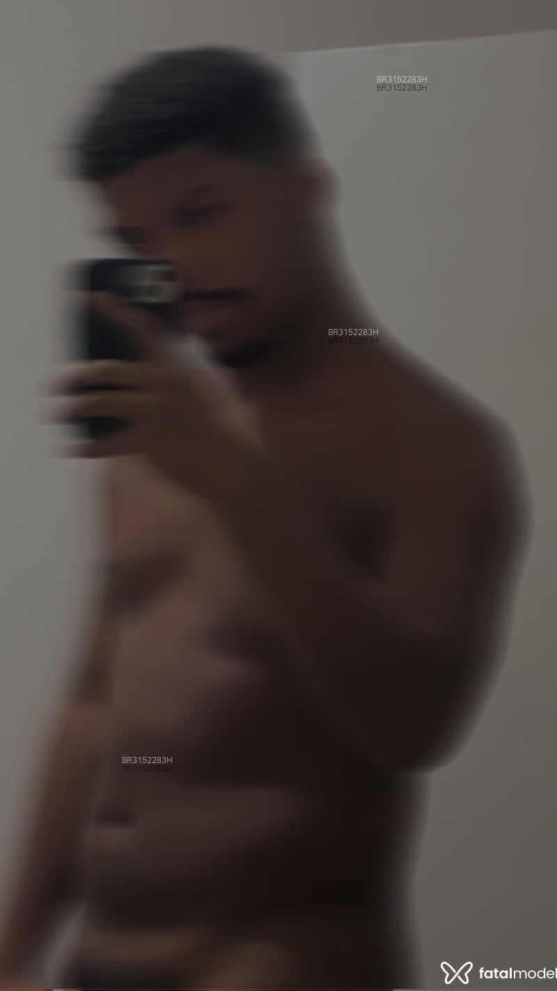Acompanhante Preto tesudo - Feed