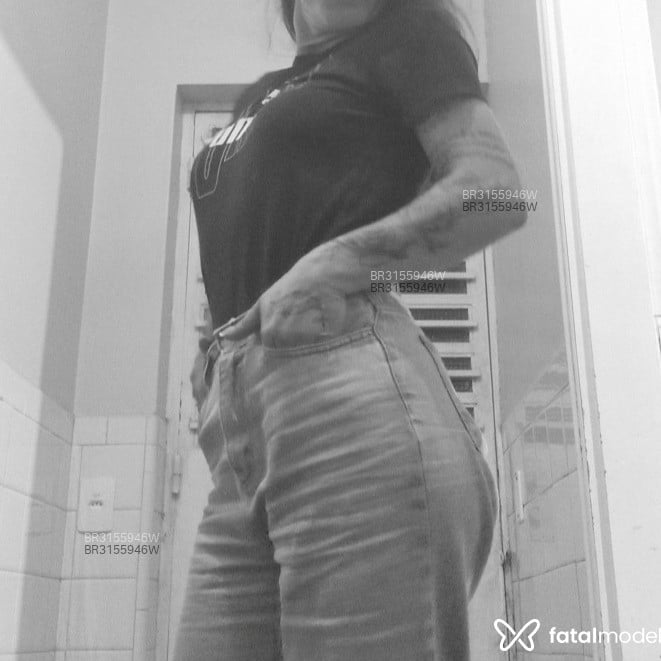 Acompanhante Camila - Feed