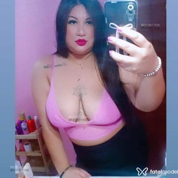 Acompanhante Morena - Feed