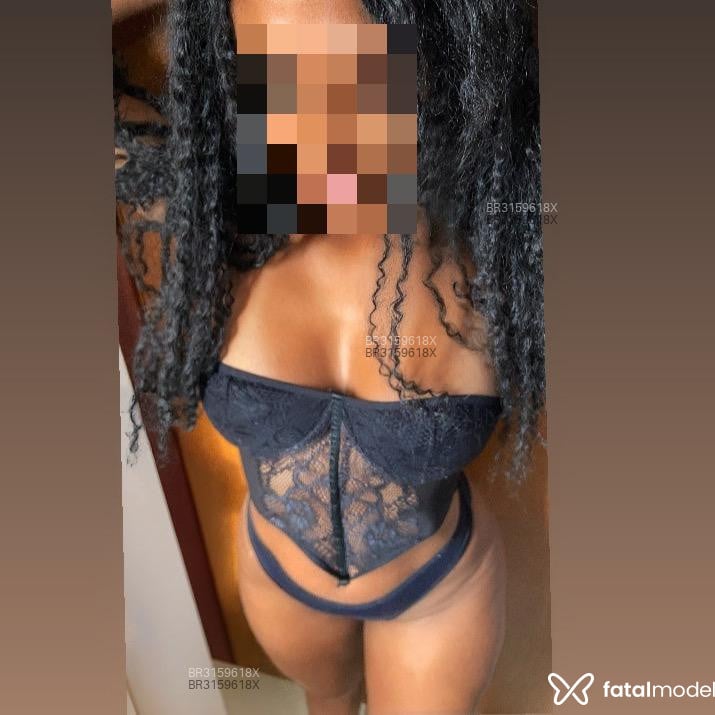 Acompanhante Mony Carvalho - Feed
