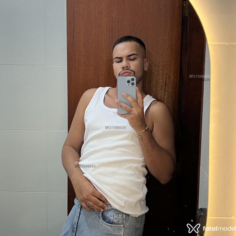 Acompanhante Henrique Cardoso - Feed