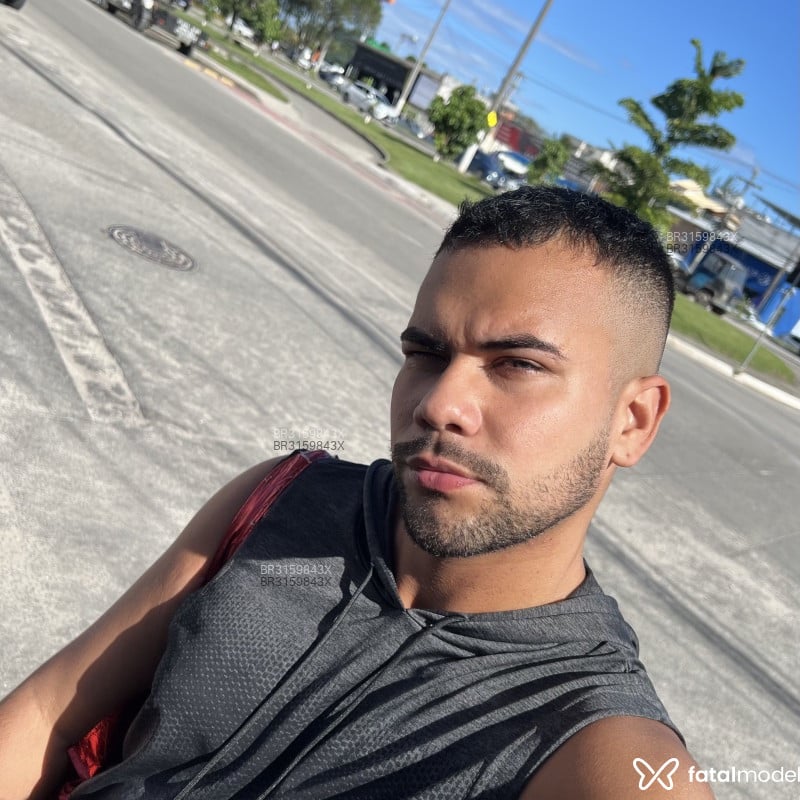 Acompanhante Henrique Cardoso - Feed