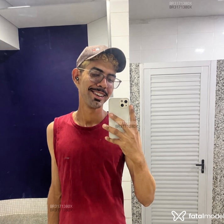 Acompanhante Luiz Fernando - Feed