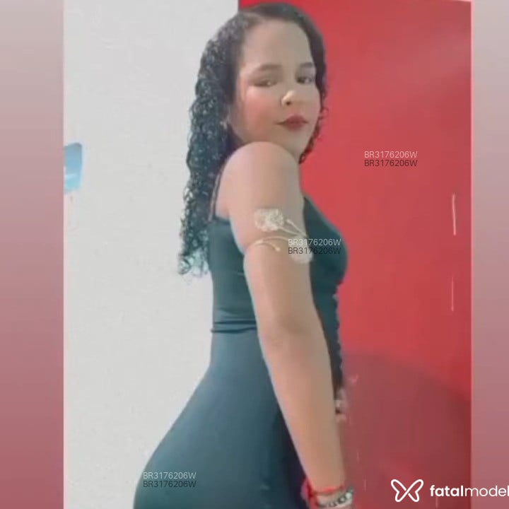 Acompanhante Carla - Feed
