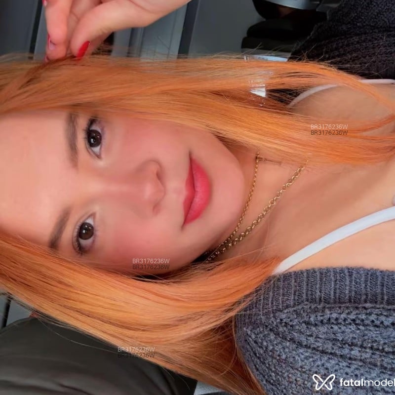 Acompanhante Helen - Feed
