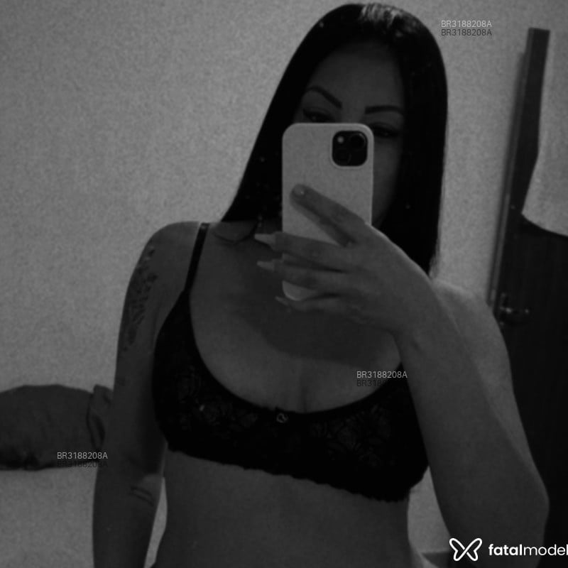 Acompanhante Viick - Feed