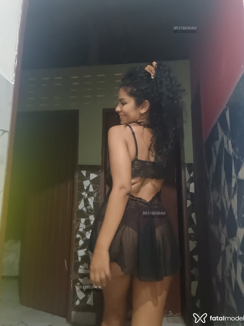 Acompanhante Carolinaofc - Feed