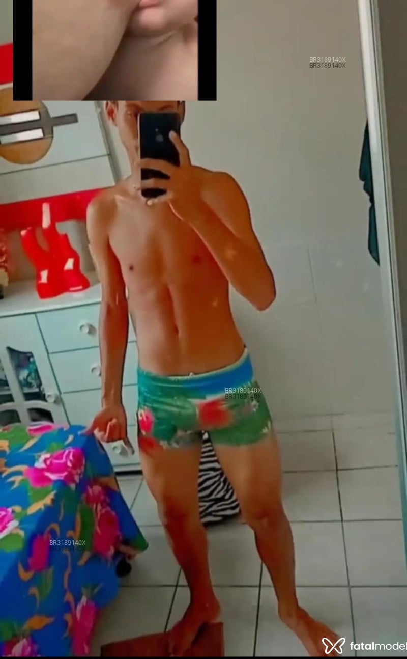 Acompanhante Soares - Feed
