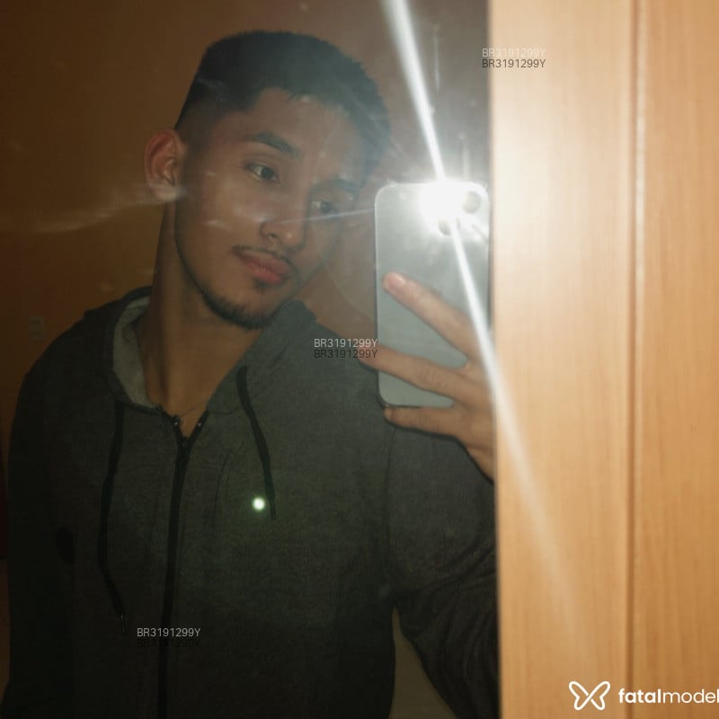 Acompanhante Jefferson - Feed