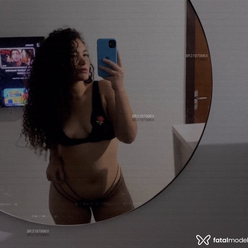 Acompanhante Sereiaa - Feed