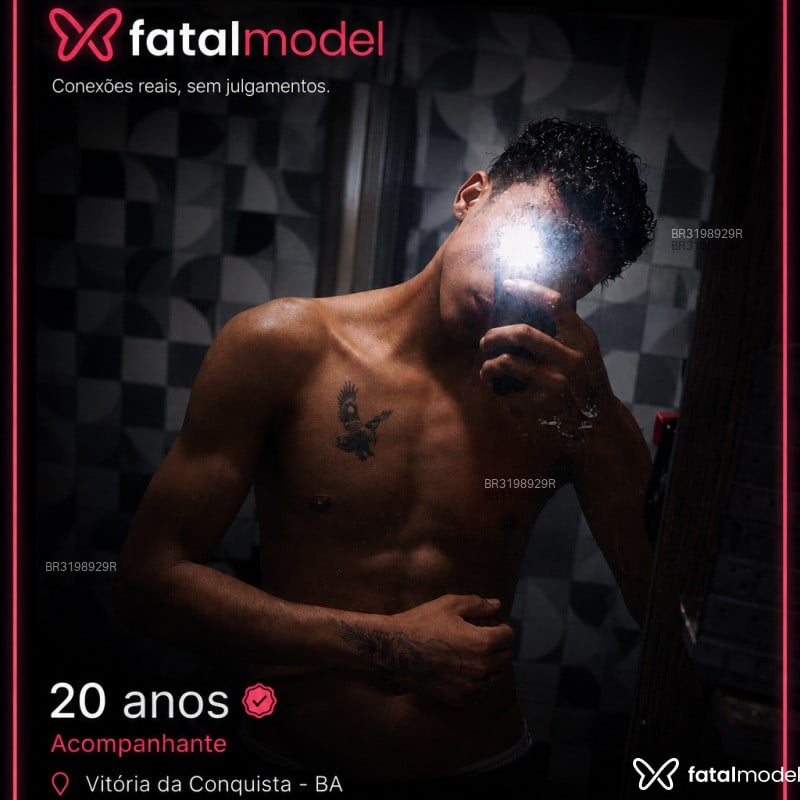 Acompanhante Brinquedinho - Feed