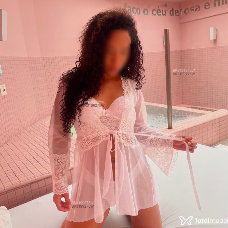 Acompanhante Vitória Lopez - Feed