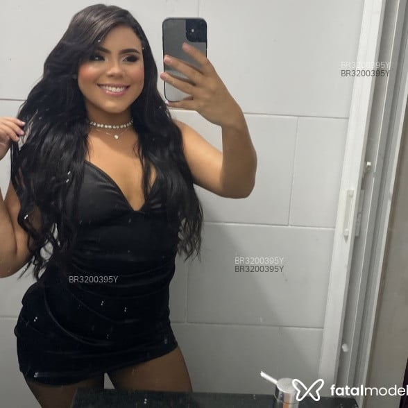 Acompanhante Lavínia Tavares - Feed