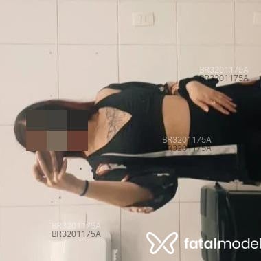 Acompanhante Laura - Feed