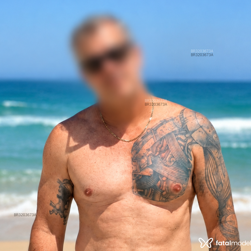 Acompanhante Leandro Cyborg - Feed