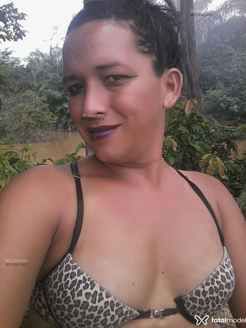 Acompanhante Lually Lizery - Feed