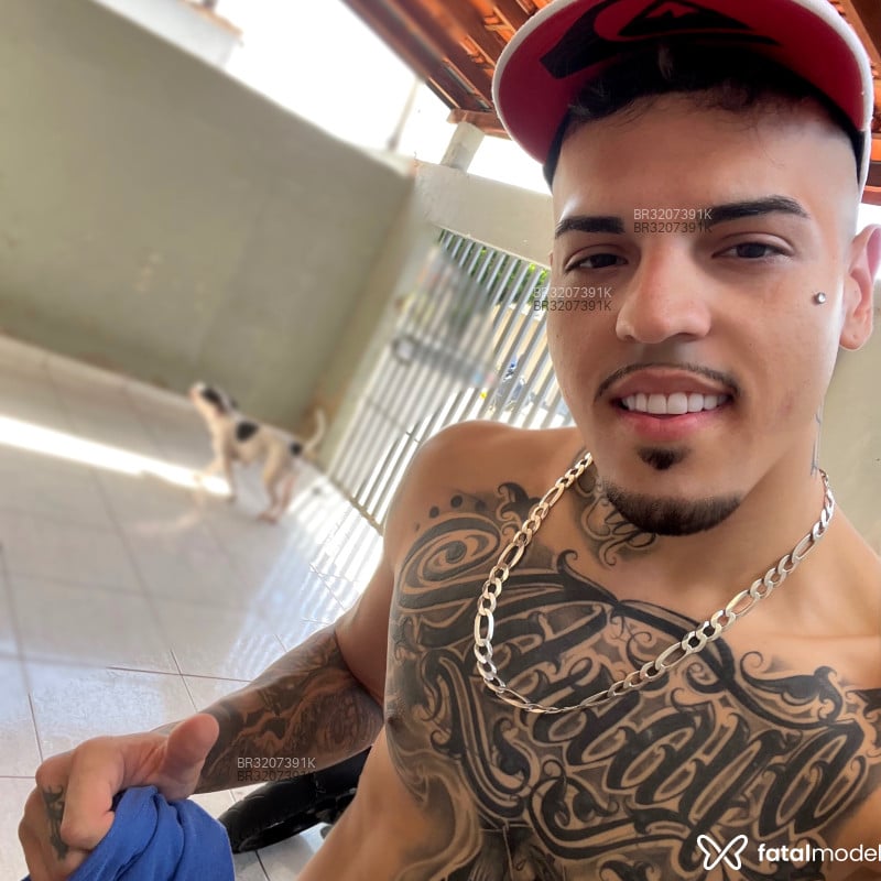 Acompanhante Felipe - Feed