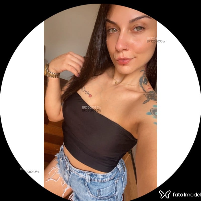 Acompanhante Lize - Feed