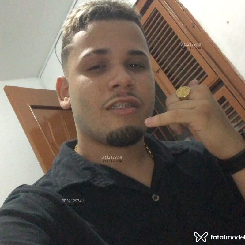 Acompanhante Felipe - Feed