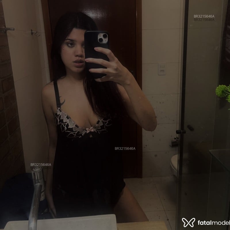 Acompanhante Livia - Feed