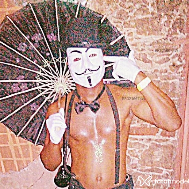 Acompanhante Leonardo - Feed